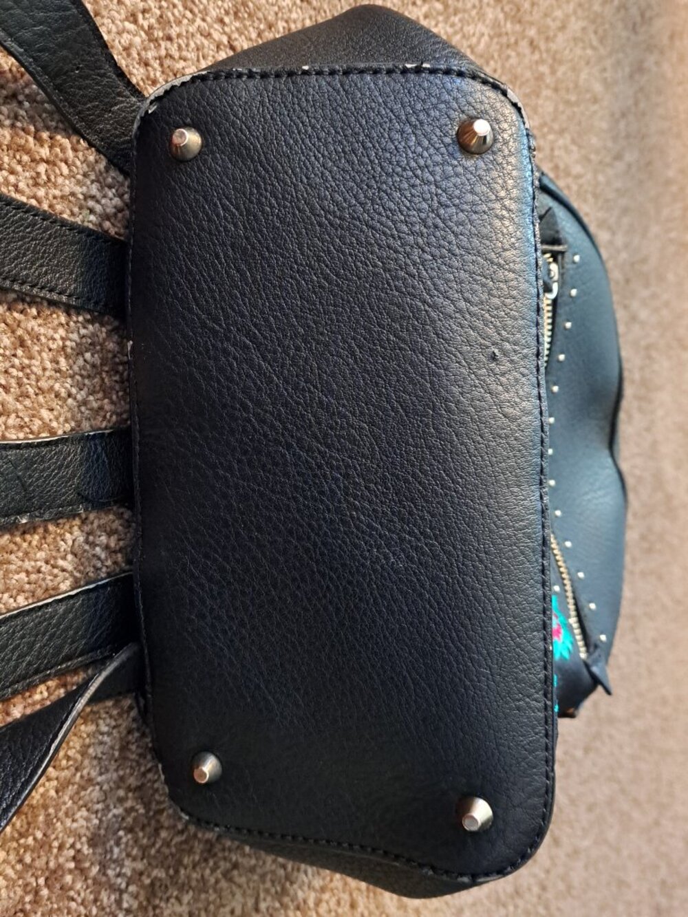 Black Steve Madden embroidered floral backpack with gold hardware. - Picture 6 of 13